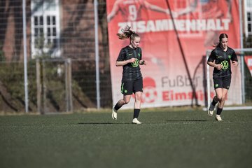 Bild 161 - wBJ Eimsbuettler TV - VfL Wolfsburg : Ergebnis: 1:3